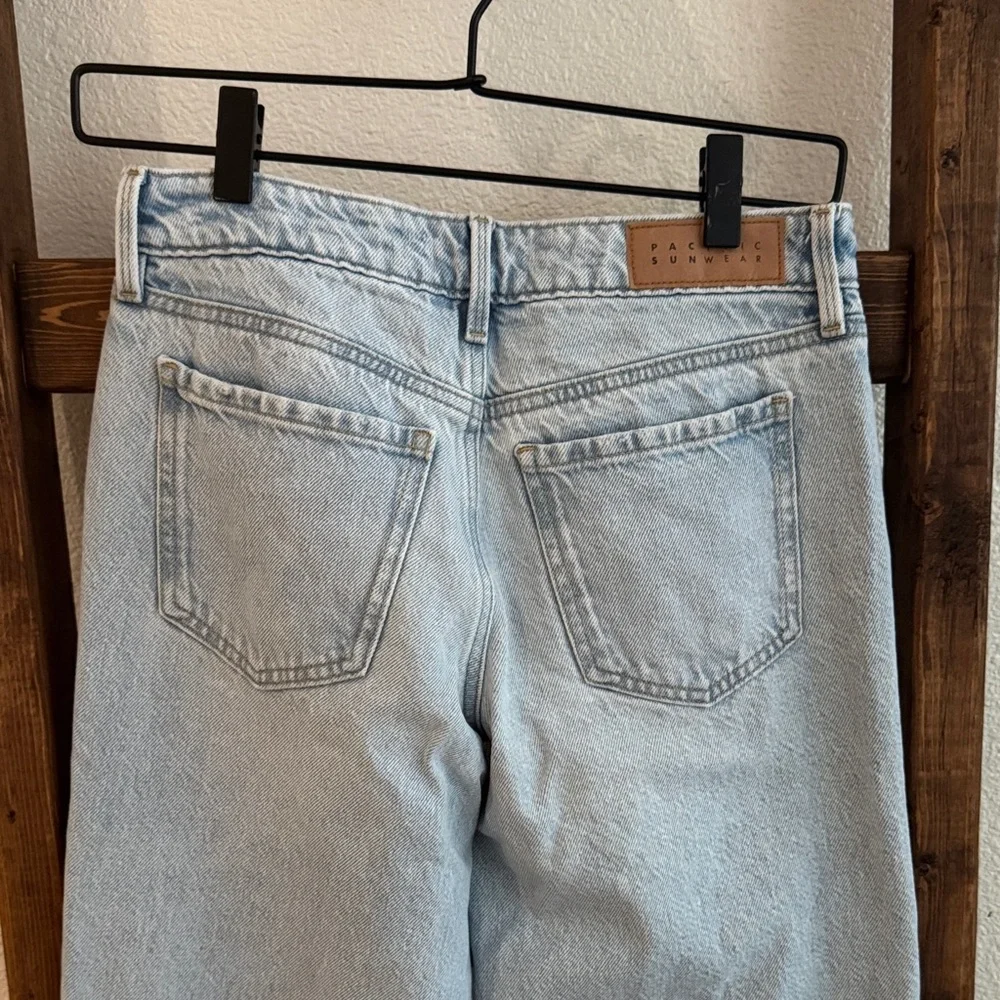 Pac Sun. Zoe Light Blue Women's low rise Girlfriend size 23 Jeans. EUC - Picture 6 of 11